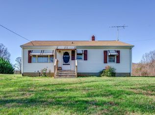 1054 Garner Rd, Vinton, VA 24179