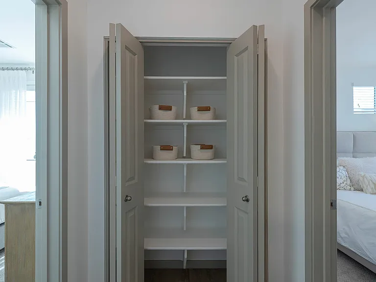 B1 Hallway Storage