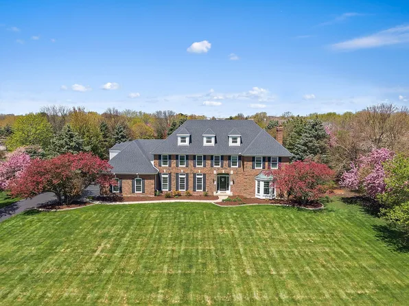 36W971 Ridgewood Dr, St Charles, IL 60175