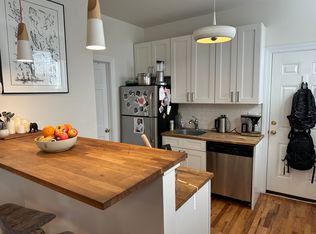 1352 N Greenview Ave #R-1R, Chicago, IL 60642