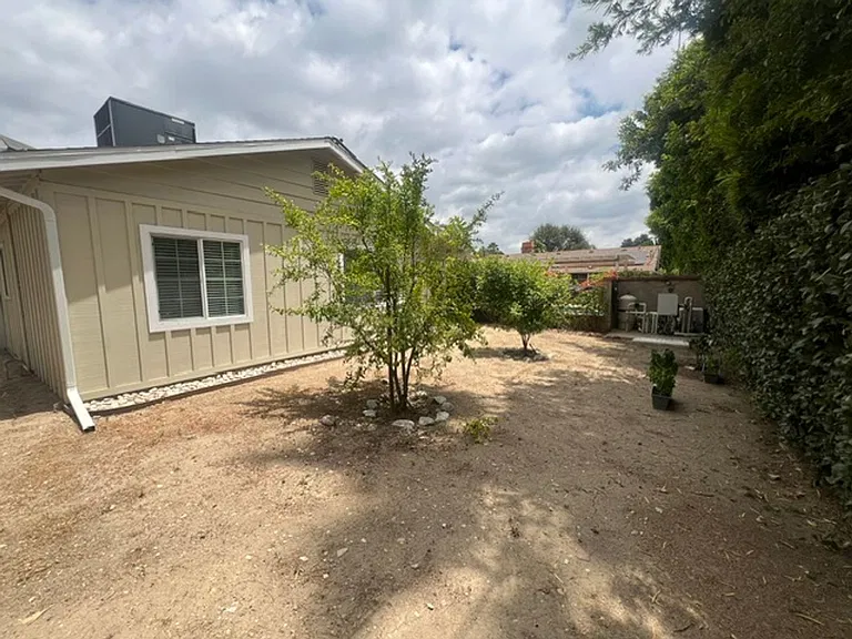 17430 W Gledhill St — Photo 33