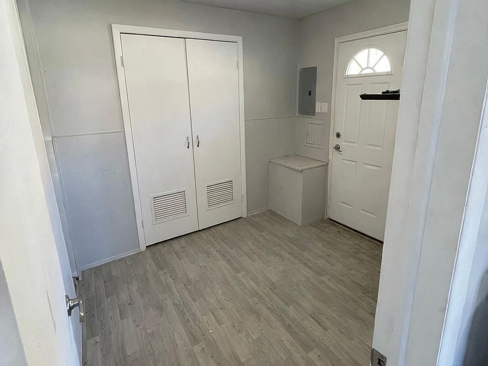 12029 Arcola St, photo 11