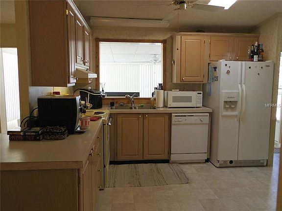 3rd image of 2627 Lake Grassmere Cir #876