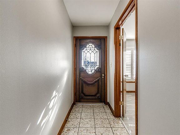 2nd image of 421 Foreman Ave