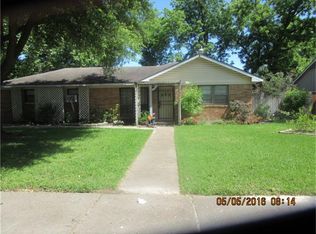 123 Gruss Dr, Houston, TX 77060