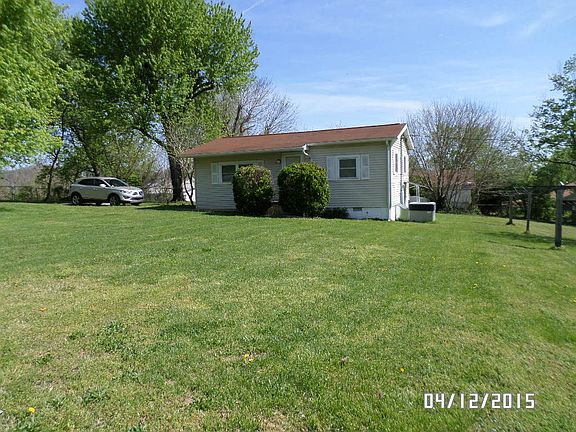 2nd image of 7109 Charlotte Dr