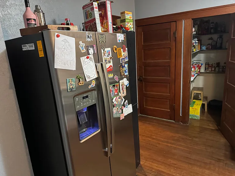 225 W Apache St — Photo 5