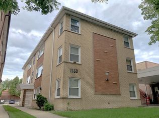 2650 W Touhy Ave #2S, Chicago, IL 60645