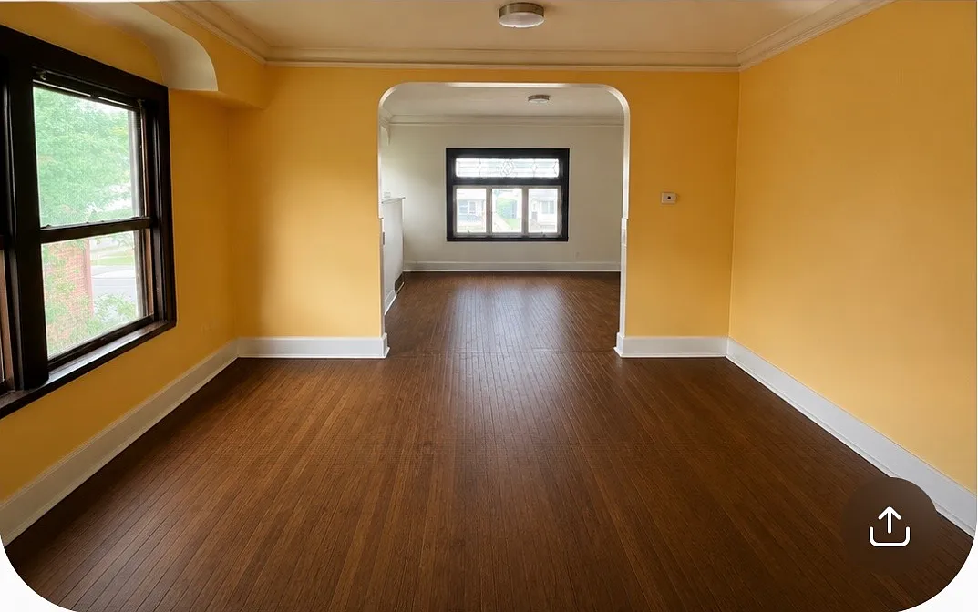 2 bed, 700 sqft, $1,250 — Photo 1