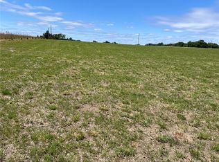 3338 Troy Mills Blvd, Walker, IA