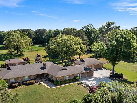5th image of 1132 Euharlee Rd