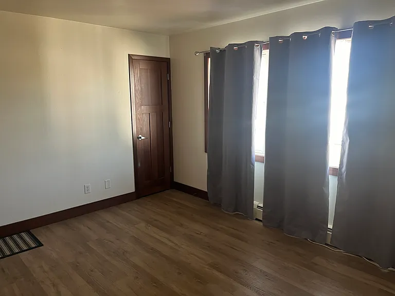 400 1/2 Kirkwood Ave #1 — Photo 4