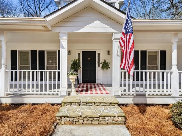 1014 Oak Way, Canton, GA 30114