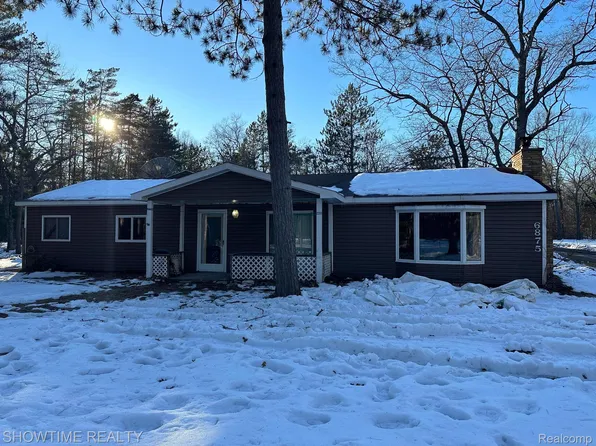 6875 Merton Rd, Oscoda, MI 48750