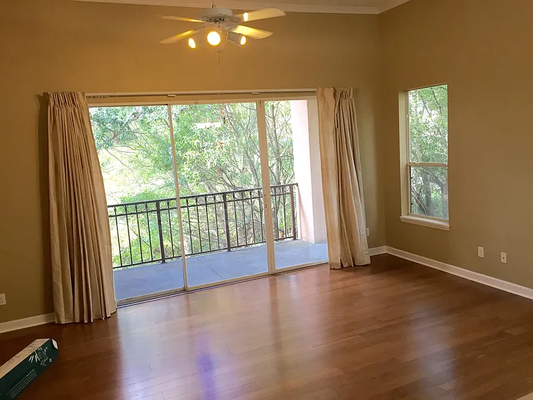 713 Coral Reef Dr — Photo 3