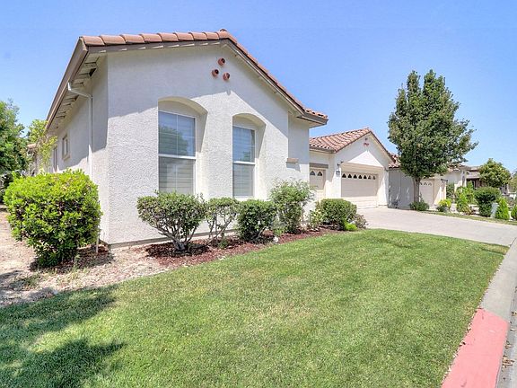 2nd image of 321 Spyglass Drive