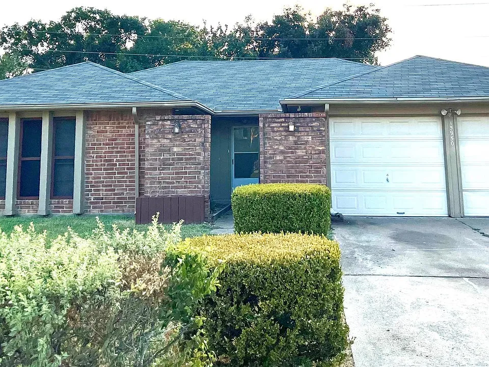 15950 Manfield Dr