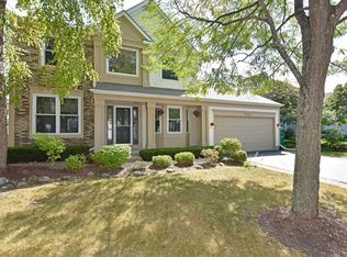 1830 Belle Haven Dr, Grayslake, IL 60030