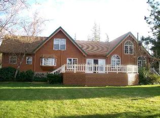 16297 Pleasant Valley Rd, Penn Valley, CA 95946