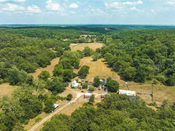 351 White Oak Ln, Freeburg, MO 65035