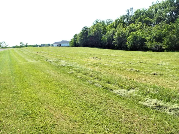 107 Lauren Grace Ct, Elsberry, MO 63343