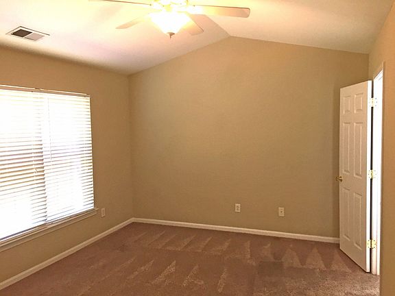 4th image of 1418 Chimney Rock Ct