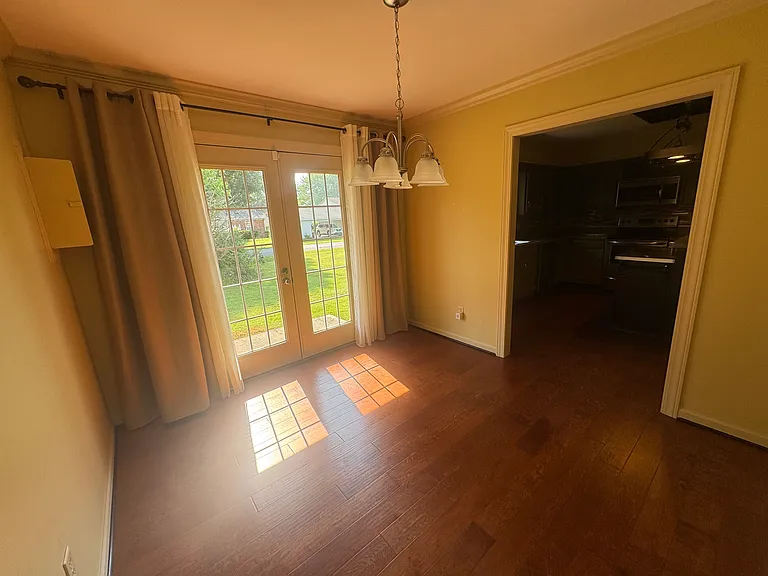 132 Camelot Dr #132 — Photo 8