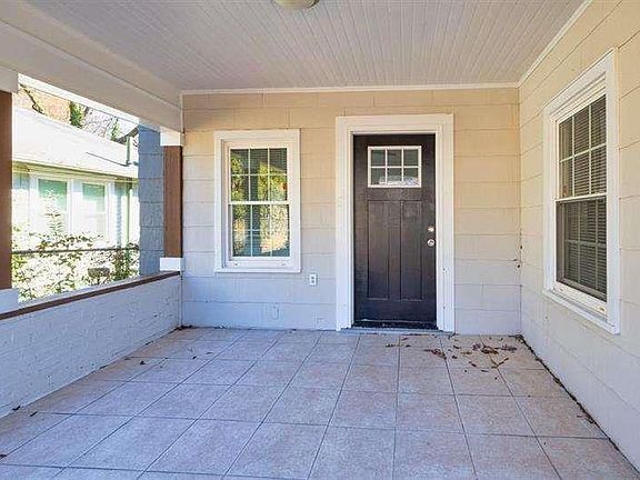 3rd image of 2506 Maple St