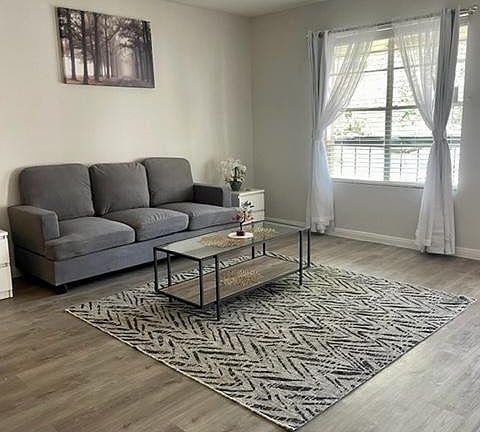 3rd image of 12710 Brant Rock Dr #2B-1Ba-979Sqft