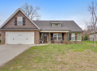 3702 Willow Lake Cir, Chattanooga, TN 37419