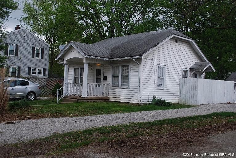 2nd image of 445 N Hyland St