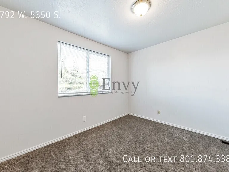 2792 W 5350 S — Photo 9