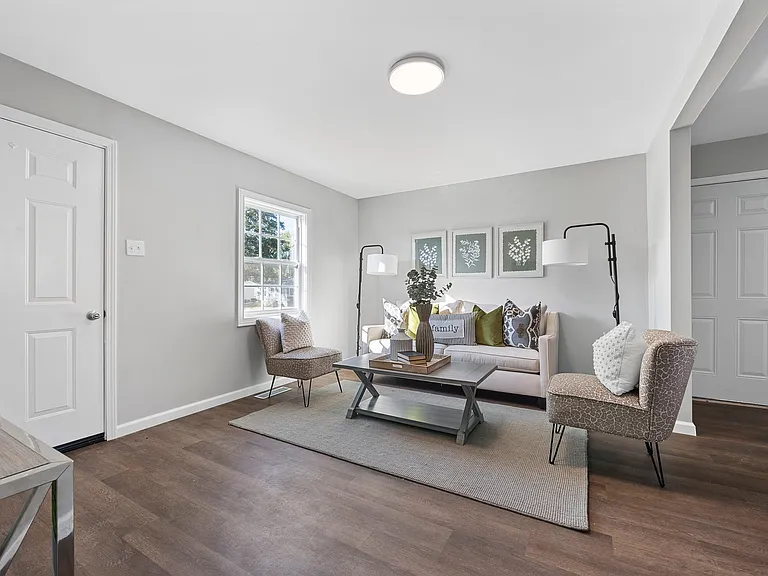 1024 Cypress Dr — Photo 7