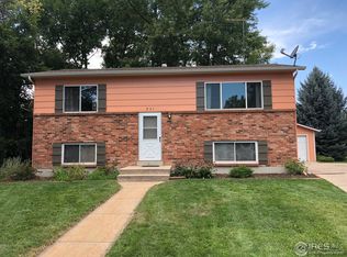 221 Briarwood Rd, Fort Collins, CO 80521