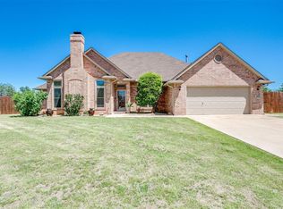 608 N Mockingbird Way, Mustang, OK 73064
