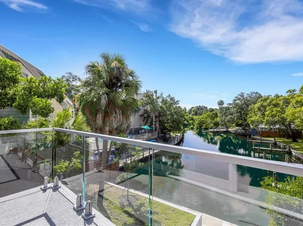 1730 Alderman St, Sarasota, FL 34236