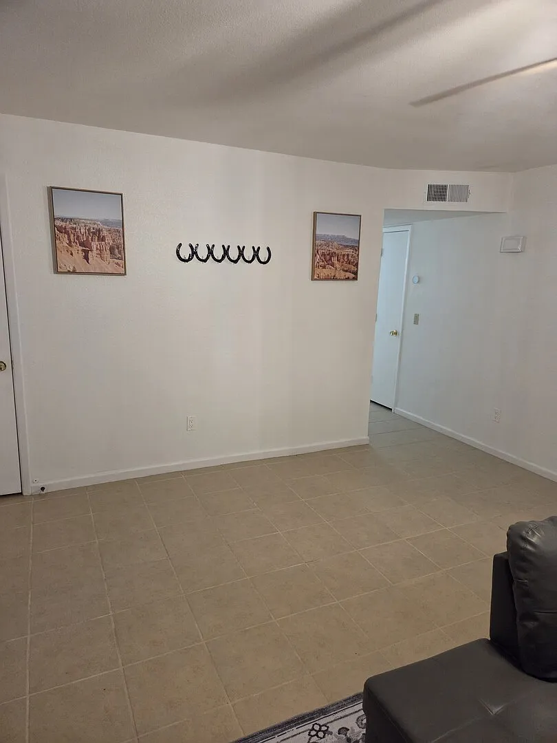 Fully Furnished 3 Bed Home with Big Fenced — Photo 2
