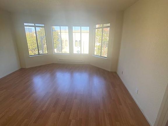 4th image of 3514 25th St APT 202