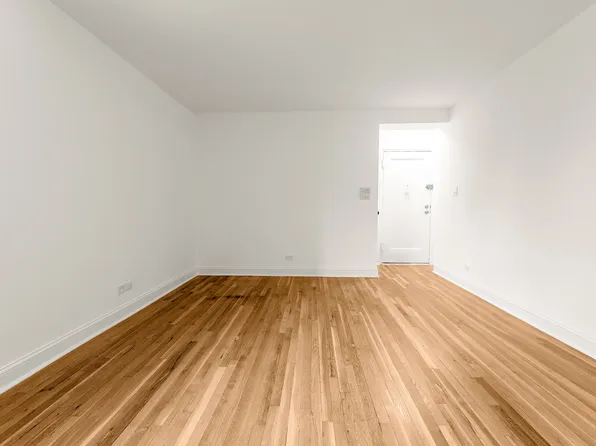 5645 Netherland Avenue image 8 of 17