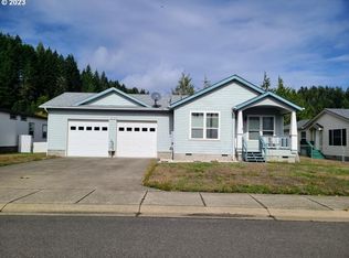 1010 Cedar Loop, Lakeside, OR 97449