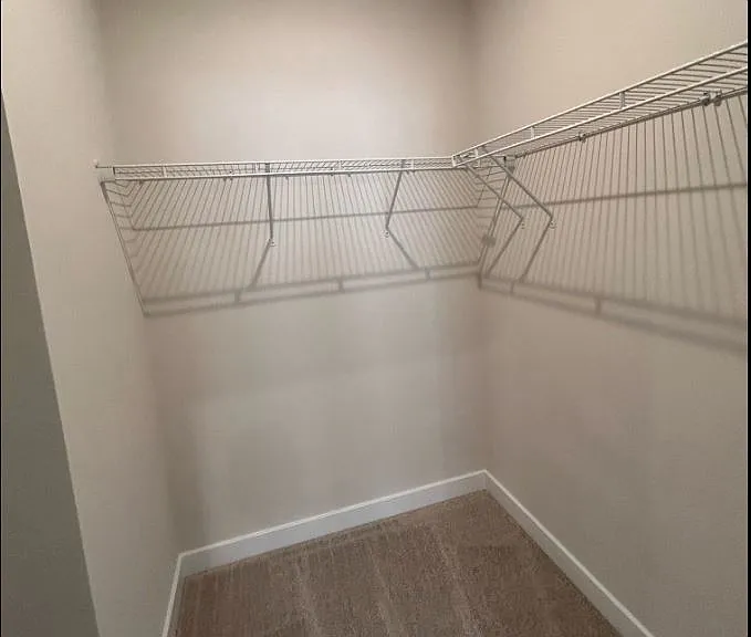 8020 Lake Laurel Ln #B — Photo 18