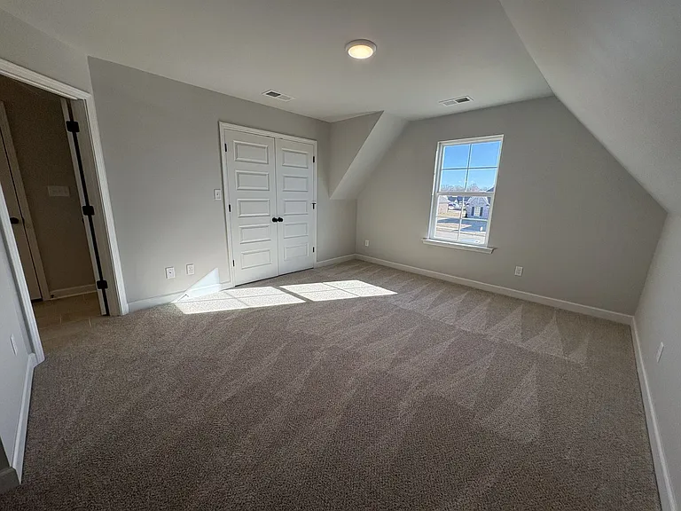 8712 Clark Ave — Photo 13