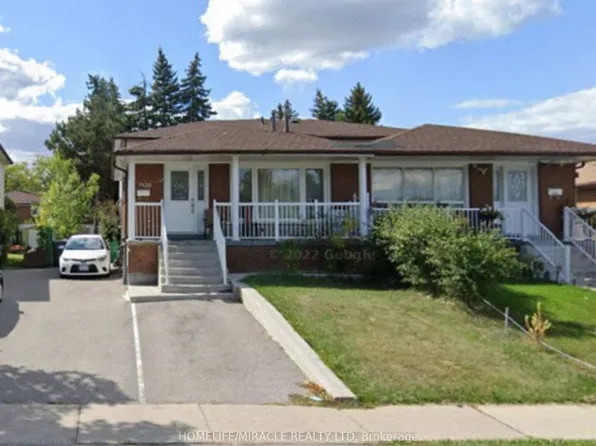 7426 Catalpa Rd, Mississauga, ON L4T 2T3