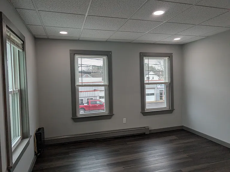 36 Main St #2 — Photo 9