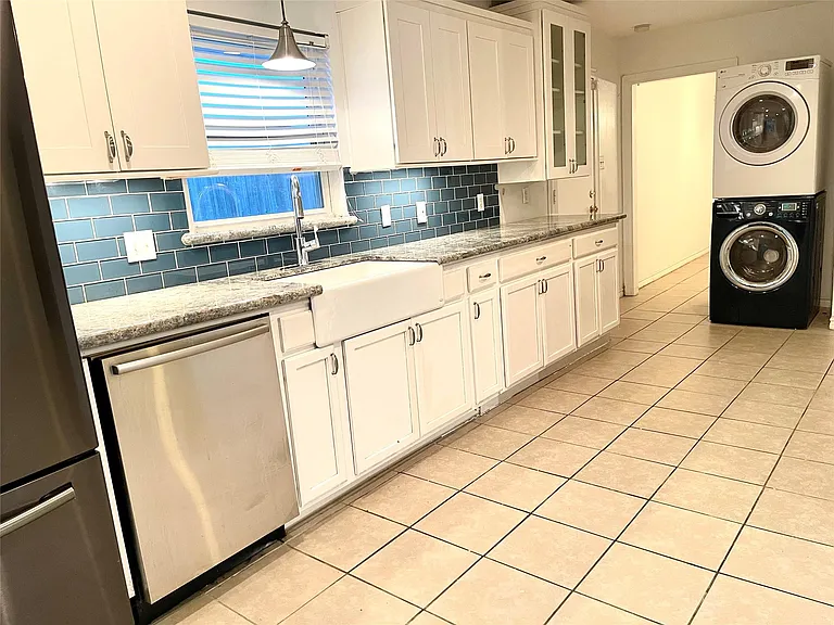 3843 Grennoch Ln — Photo 2