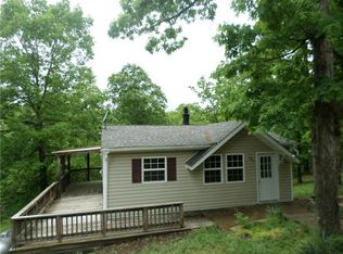 407 Killarney Dr, Ironton, MO 63650