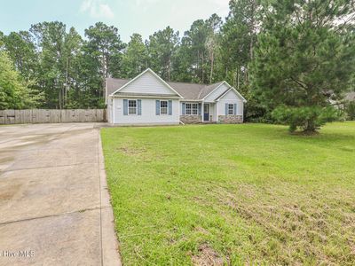 876 Old Folkstone Road, Sneads Ferry, NC, 28460