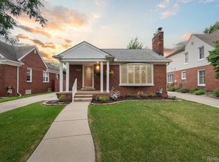 2388 19th St, Wyandotte, MI 48192