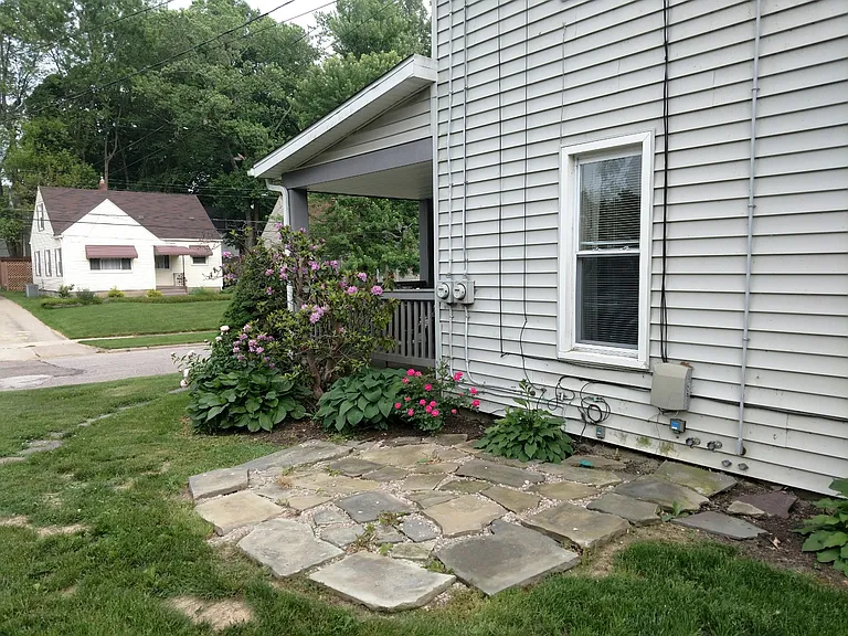 1522 Campbell St #2 — Photo 25