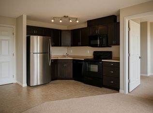 River Gate | Apartments in West Edmonton, Edmonton, AB T6P 1M2